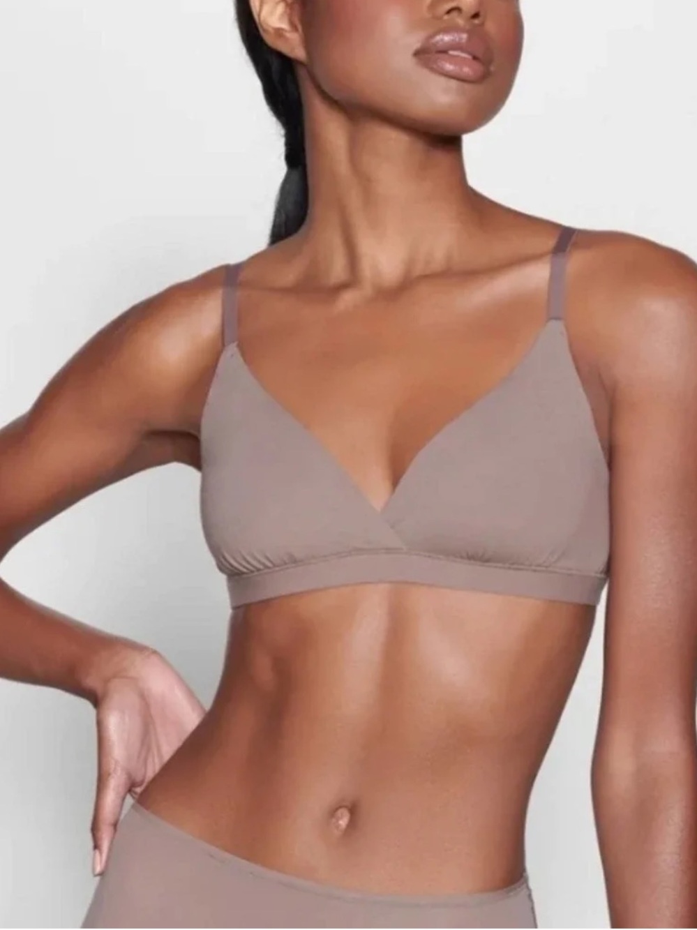SKIMS FITS EVERYBODY Crossover Bralette Limited Edition Umber S